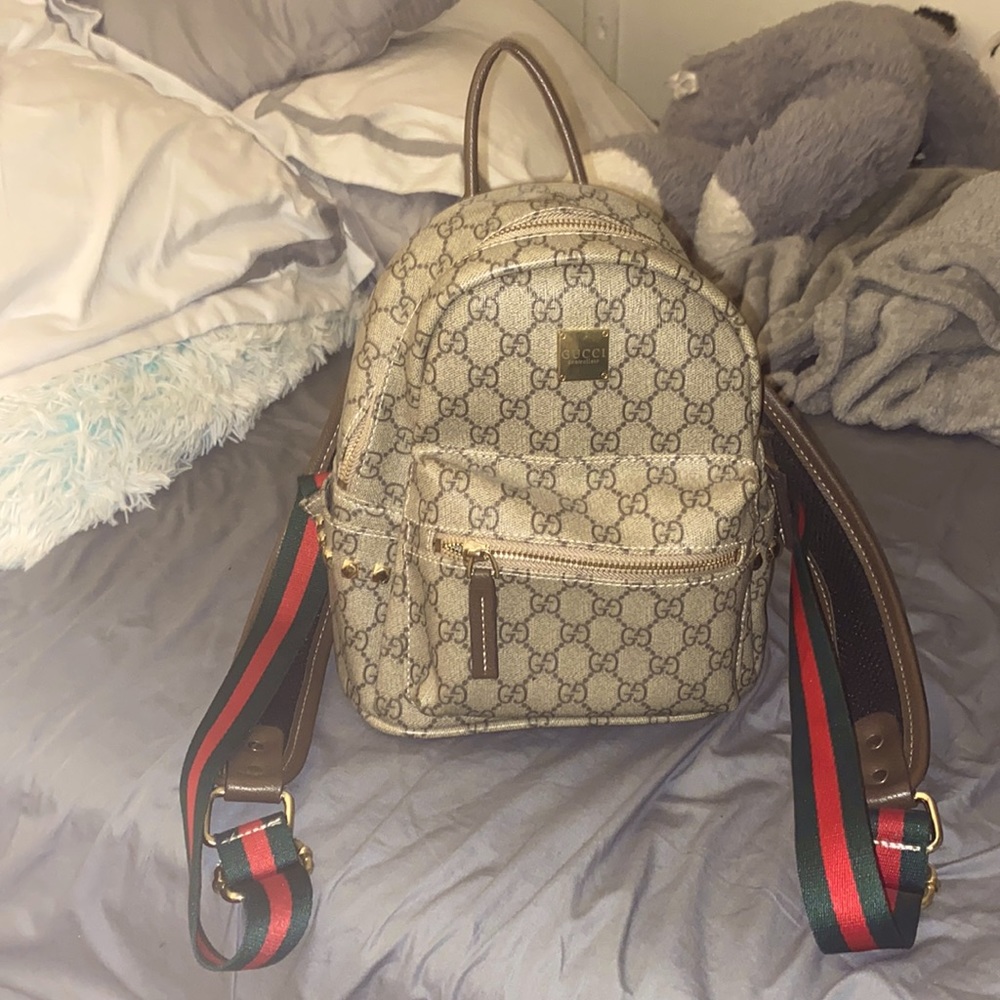 GUCCI Womens Mini Bookbag